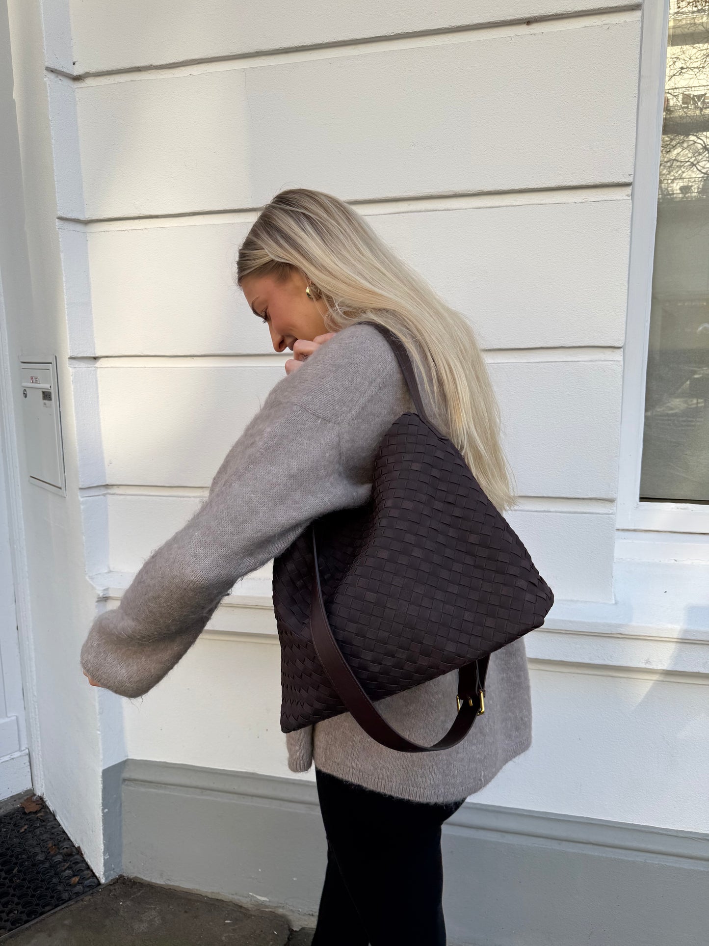 Niusha faux suede