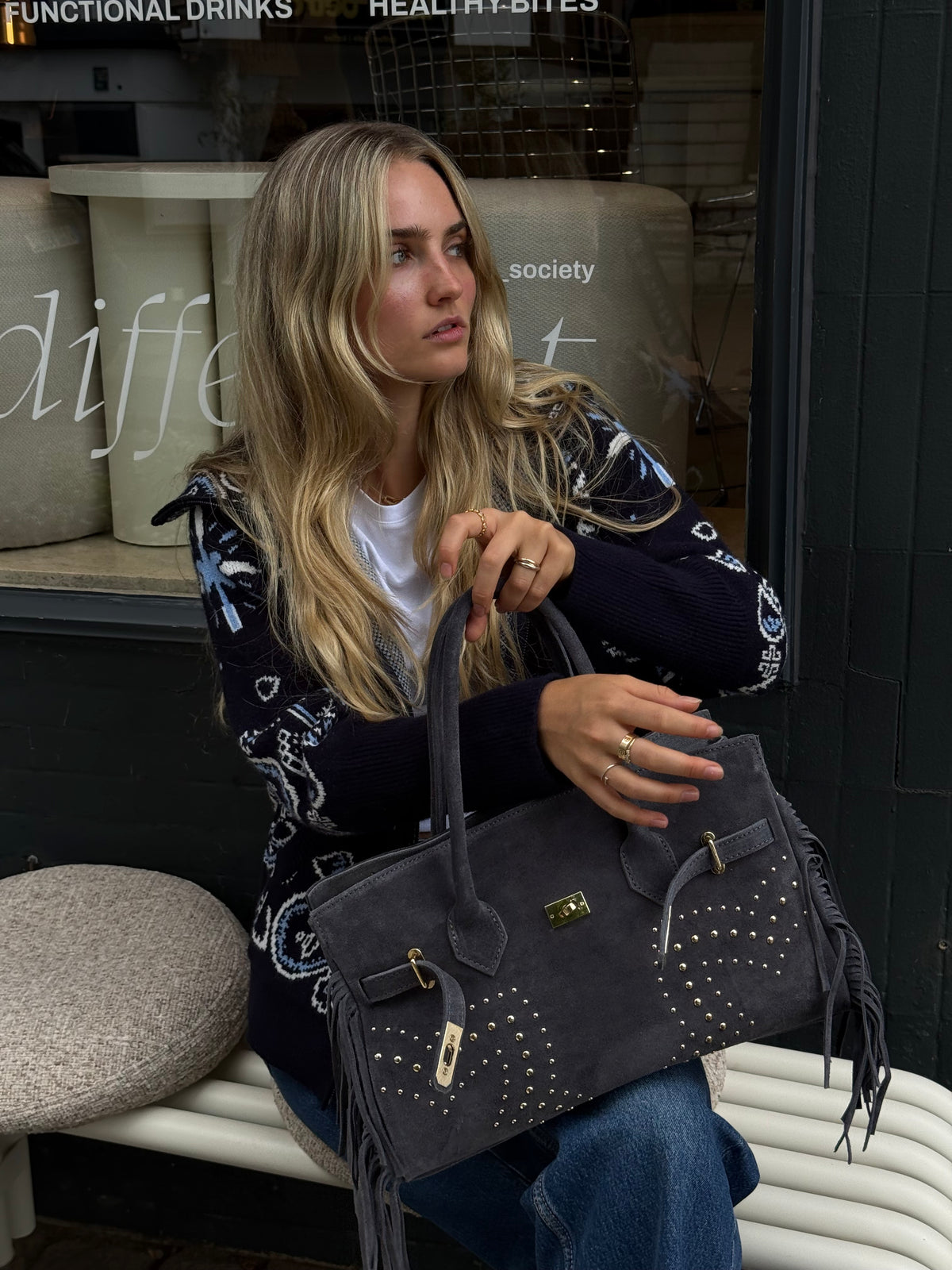 Alina studded