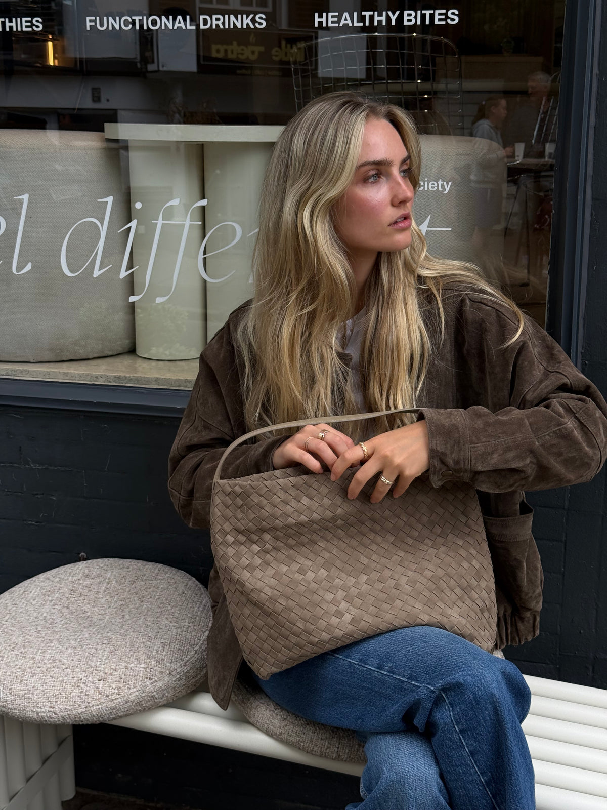 Niusha faux suede