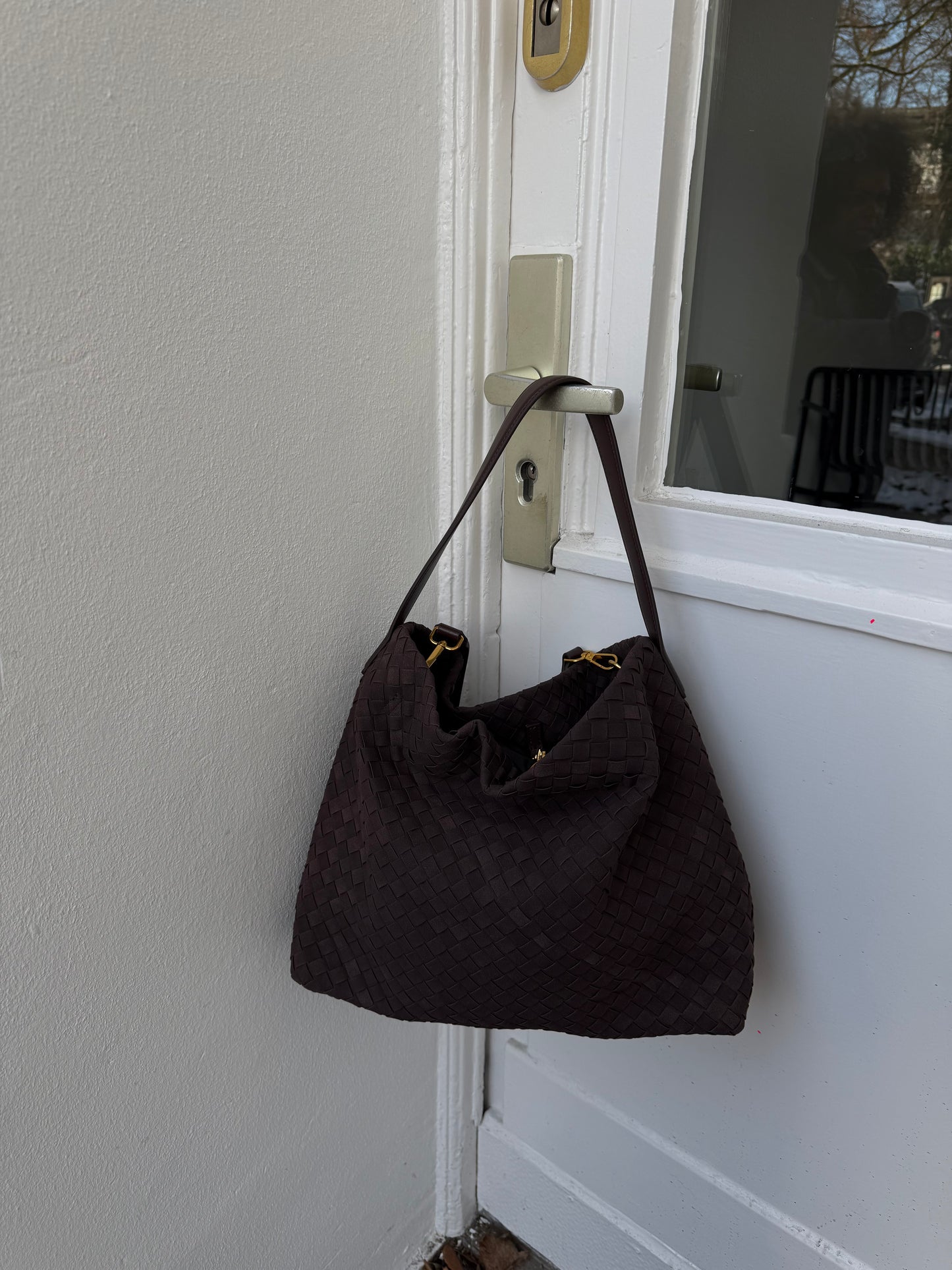 Niusha faux suede